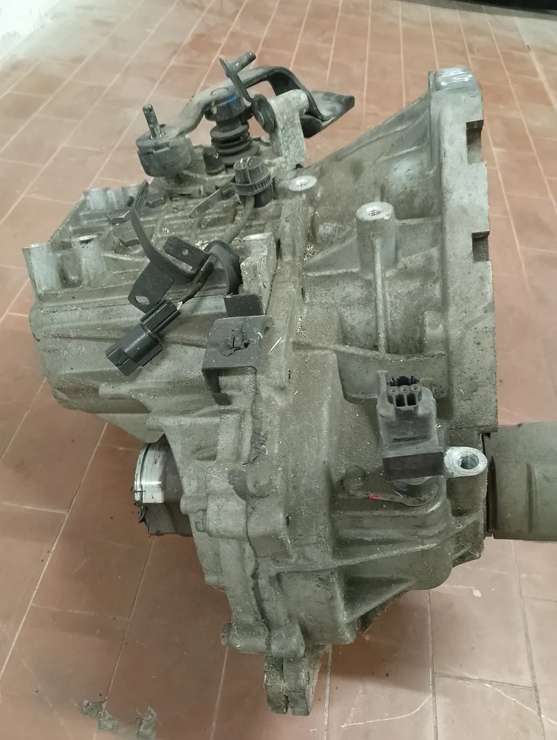 Cambio completo Hyundai I10 (2013 – 2017) 1.0 51 KW 4300002AL2 B3LA