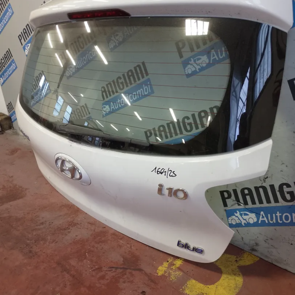 Portellone post. Hyundai i10 2014 73700B9000