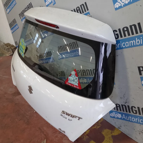 Portellone post. Suzuki Swift 4×4 (2013 – 2019) 1.2 69 KW benzina 6910068L00000 K12B