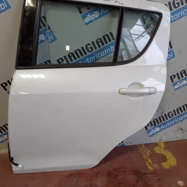 Porta posteriore Suzuki SWIFT 2016 6800468L01000