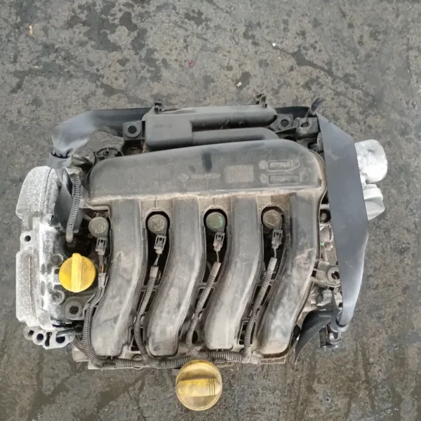 Motore completo Renault Megane 3a Serie (2008 – oggi) 1.6 81 KW benzina K4M R8