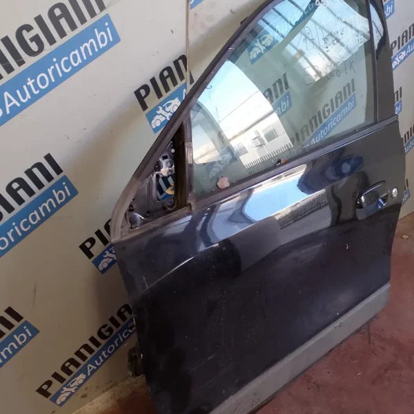 Porta anteriore sinistra Renault Twingo 3a Serie (2014 – 2019) 1.0 51 KW benzina 801011879R H4D A4