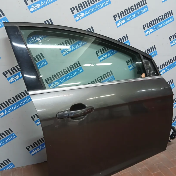 Porta anteriore destra Ford Focus (2014 – 2019) 1.5 88 KW diesel 2147844 XWDB