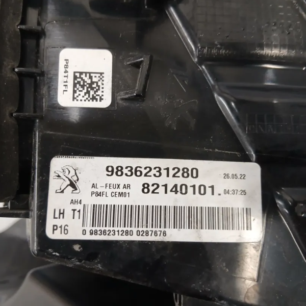 Faro posteriore est. sinistra Peugeot 3008 (2020 – 2024) 1.5 96 KW diesel 9836231280 YH01