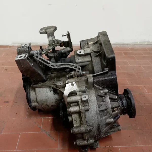 Cambio completo Volkswagen GOLF 2006 0A4300045X