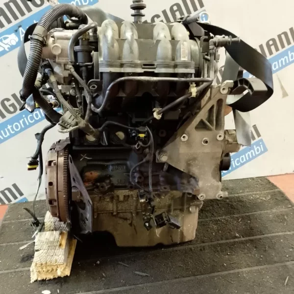 Motore completo Renault Clio 3a Serie (2009 – oggi) 1.1 55 KW benzina D4F D7