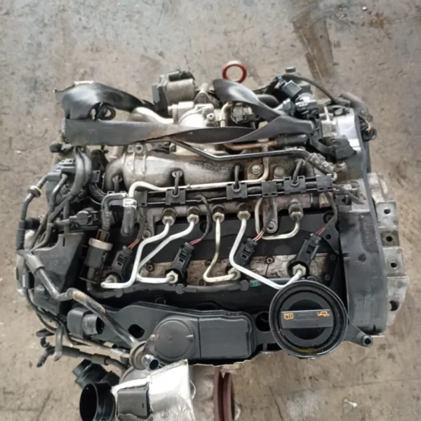 Motore completo Volkswagen PASSAT 2009