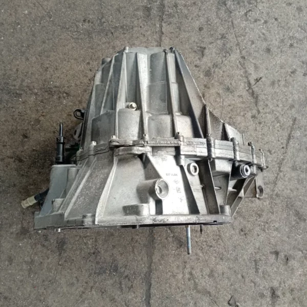 Cambio completo Renault Megane 3a Serie (2008 – oggi) 1.5 81 KW diesel 8201184199 K9K J8