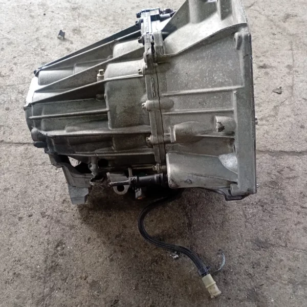 Cambio completo Renault Megane 3a Serie (2008 – oggi) 1.5 81 KW diesel 8201184199 K9K J8