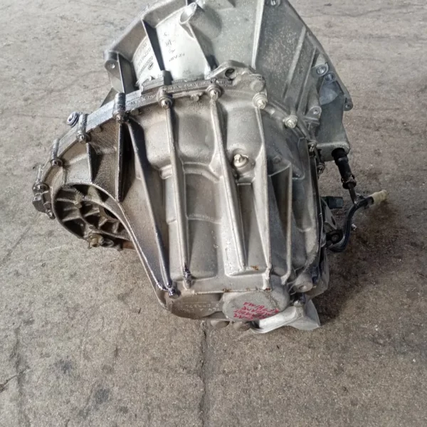 Cambio completo Renault Megane 3a Serie (2008 – oggi) 1.5 81 KW diesel 8201184199 K9K J8