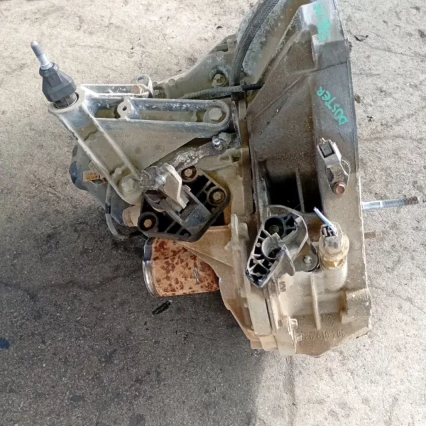 Cambio completo Dacia DUSTER 2012 8200939505