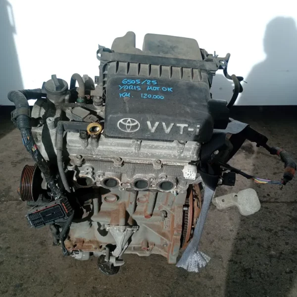 Motore completo Toyota Yaris 2006