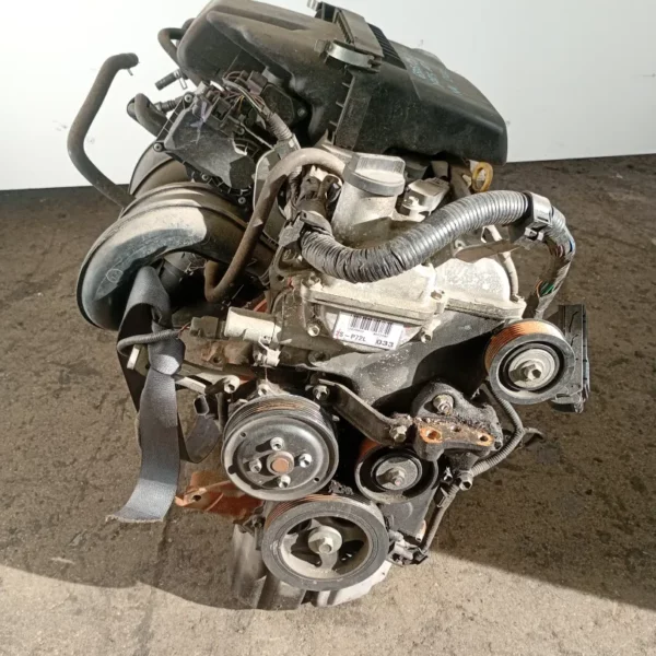 Motore completo Toyota Yaris 2006