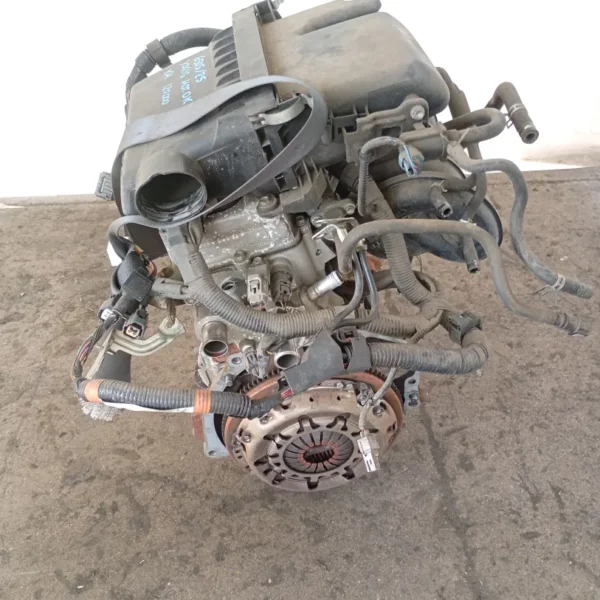 Motore completo Toyota Yaris 2006