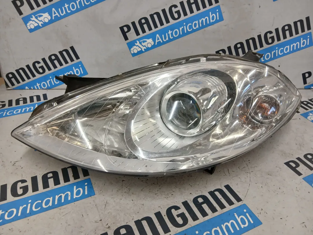 Faro ant. Mercedes Benz Classe A 2006 A1698205761