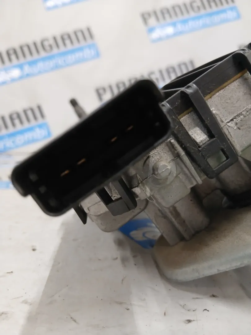 Motorino tergiparabrezza completo Peugeot 2008 (2013 – 2016) 1.4 50 KW diesel BH01