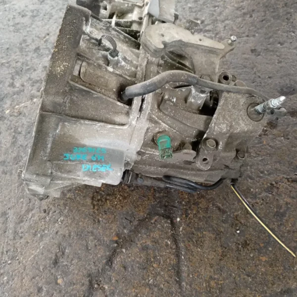 Cambio completo Nissan JUKE 2012 320101KG0C