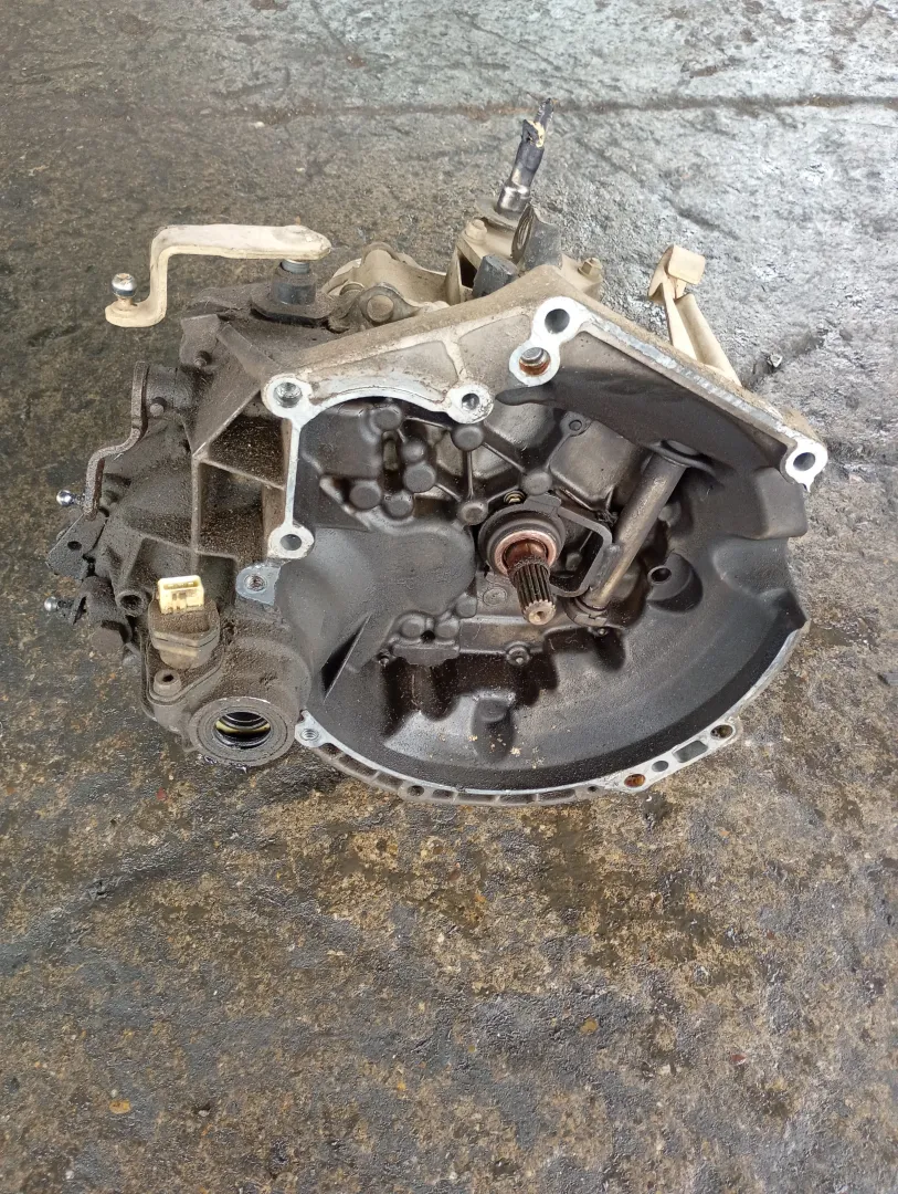 Cambio completo Peugeot 206 (1998 – 2009) 1.1 44 KW benzina 2222S5 HFX