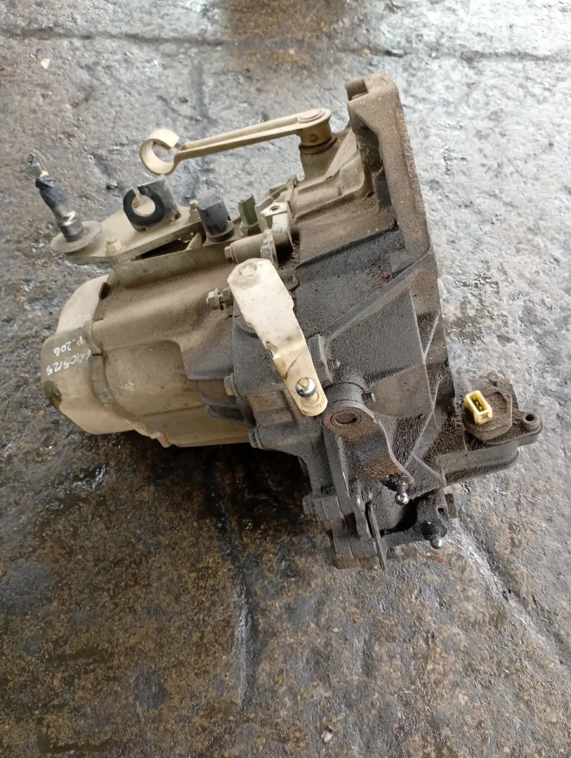 Cambio completo Peugeot 206 (1998 – 2009) 1.1 44 KW benzina 2222S5 HFX