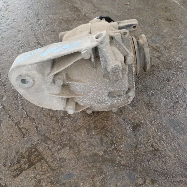 Differenziale posteriore Bmw Serie 1 (2004 – 2007) 2.0 95 KW benzina 33107524318 N46B20B