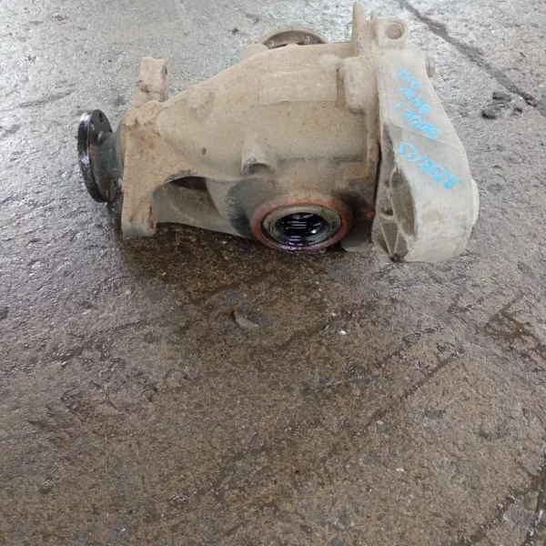 Differenziale posteriore Bmw Serie 1 (2004 – 2007) 2.0 95 KW benzina 33107524318 N46B20B