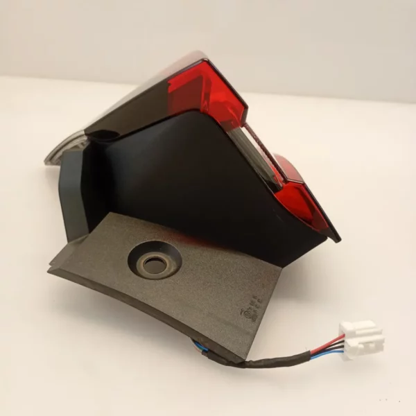 Faro posteriore est. Nissan JUKE 2023 265506PA0A