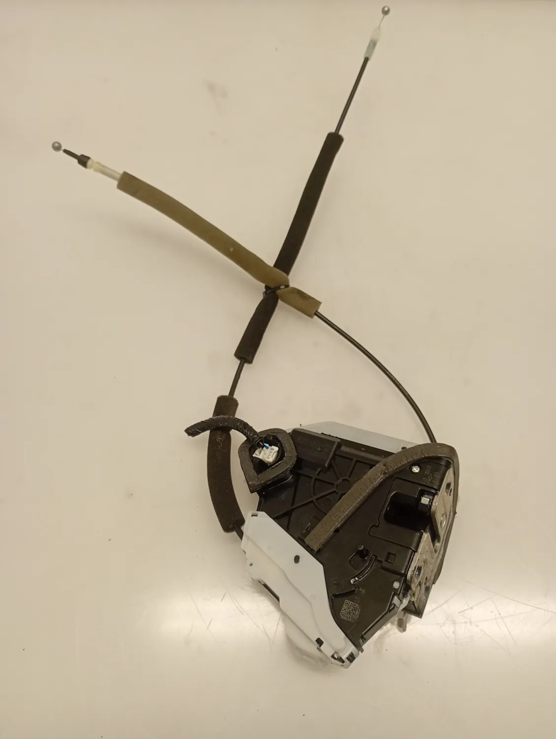 Serratura chiusura centralizzata porta posteriore Nissan JUKE 2023