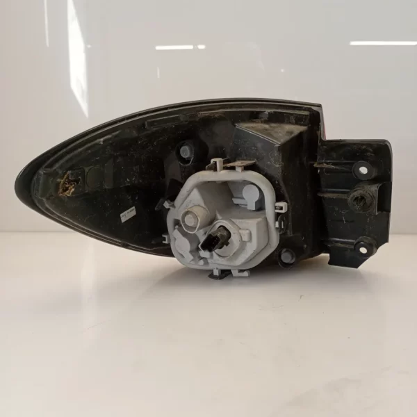 Faro posteriore est. Renault CAPTUR 2014 265509762R