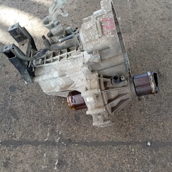 Cambio completo Skoda FABIA 2016 0CF300044CX