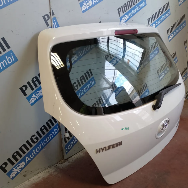 Portellone post. Hyundai I20 (2012 – 2015) 1.1 55 KW diesel 737004P560 D3FA