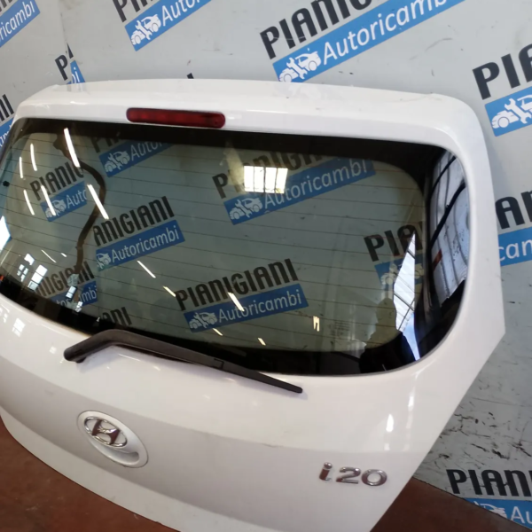 Portellone post. Hyundai I20 (2012 – 2015) 1.1 55 KW diesel 737004P560 D3FA