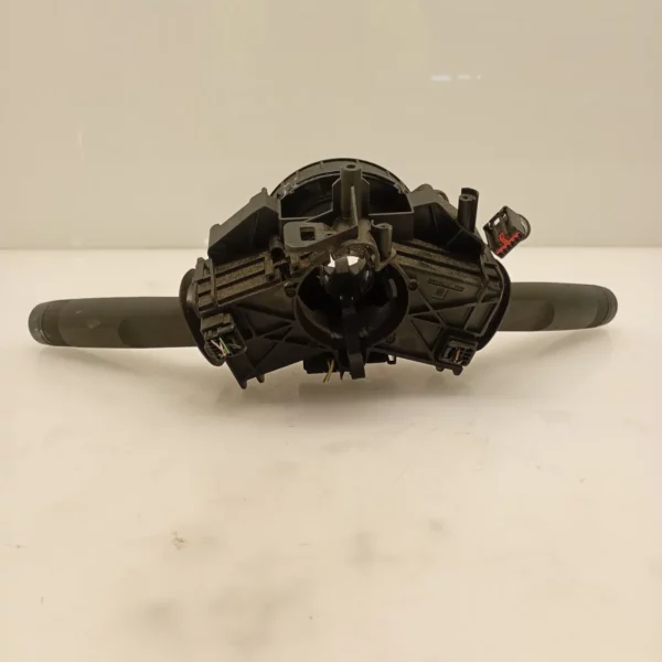 Devio luci Opel Karl Rocks (2017 – oggi) 1.0 54 KW benzina 23423701 D10XE