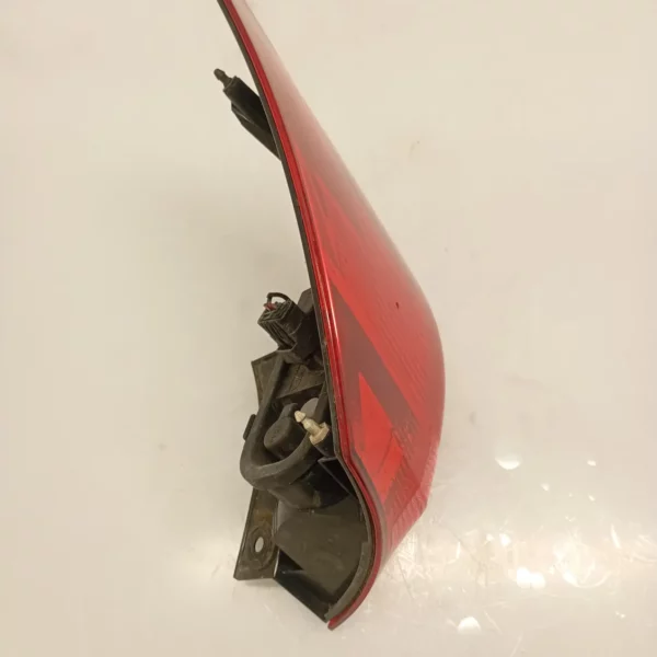 Faro posteriore est. sinistra Nissan Qashqai (2007 – 2010) 1.5 78 KW diesel 26555BR00A K9K