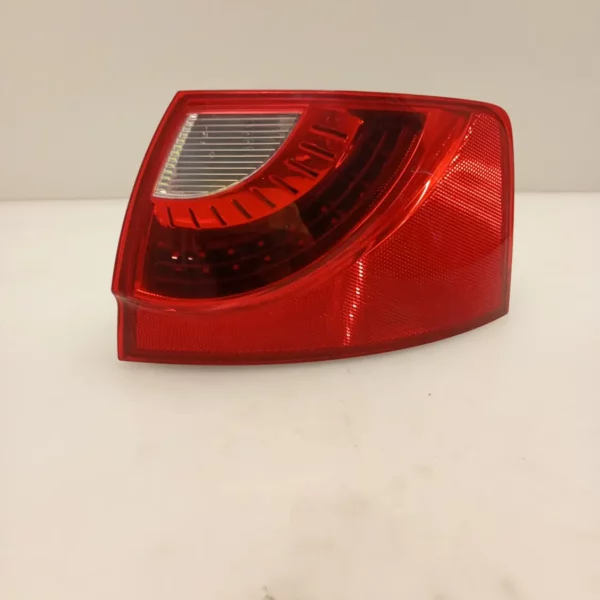 Faro posteriore est. destra Seat Exeo (2009 – oggi) 2.0 105 KW diesel 3R9945096B CAG