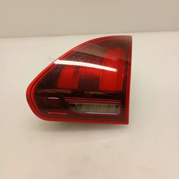 Faro posteriore int. destra Peugeot 2008 2019 1.5 75 KW diesel 9814757280 YH01