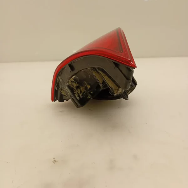 Faro posteriore int. destra Peugeot 2008 2019 1.5 75 KW diesel 9814757280 YH01