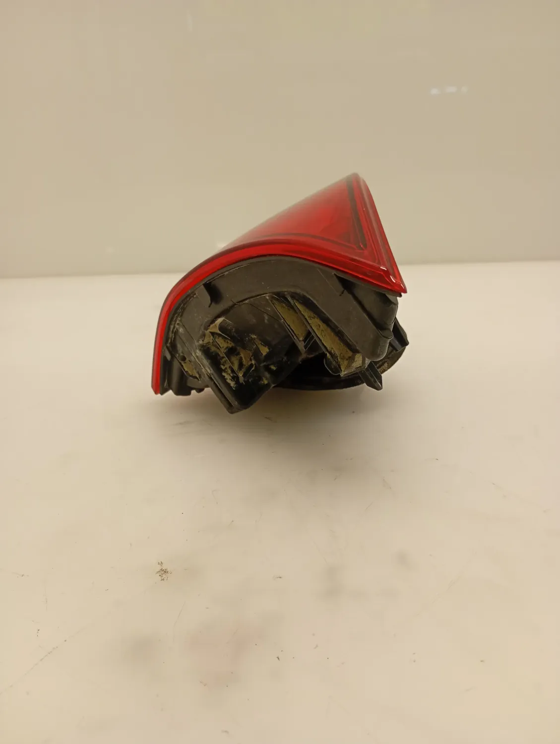 Faro posteriore int. destra Peugeot 2008 2019 1.5 75 KW diesel 9814757280 YH01