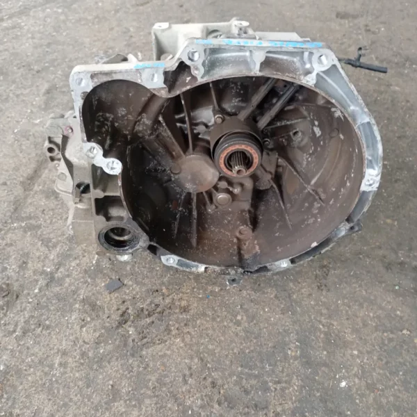Cambio completo Ford Fiesta (2008 – 2013) 1.4 50 KW diesel 1506325 F6JD