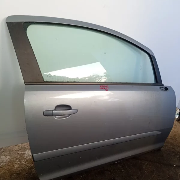 Porta anteriore destra Opel Corsa (2006 – 2011) 1.3 66 KW diesel 93191127 Z13DTH