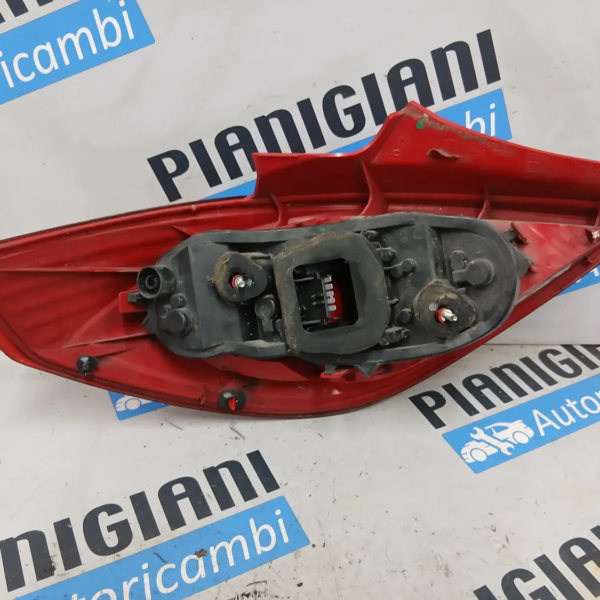 Faro posteriore Opel CORSA 2007 93189402