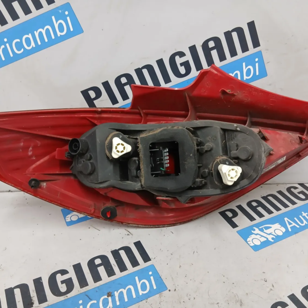 Faro posteriore Opel CORSA 2010 93189402