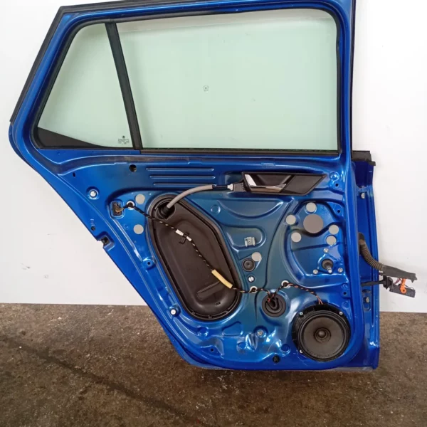 Porta posteriore sinistra Skoda Fabia (2015 – 2019) 1.0 44 KW benzina 6V9833051A CHY