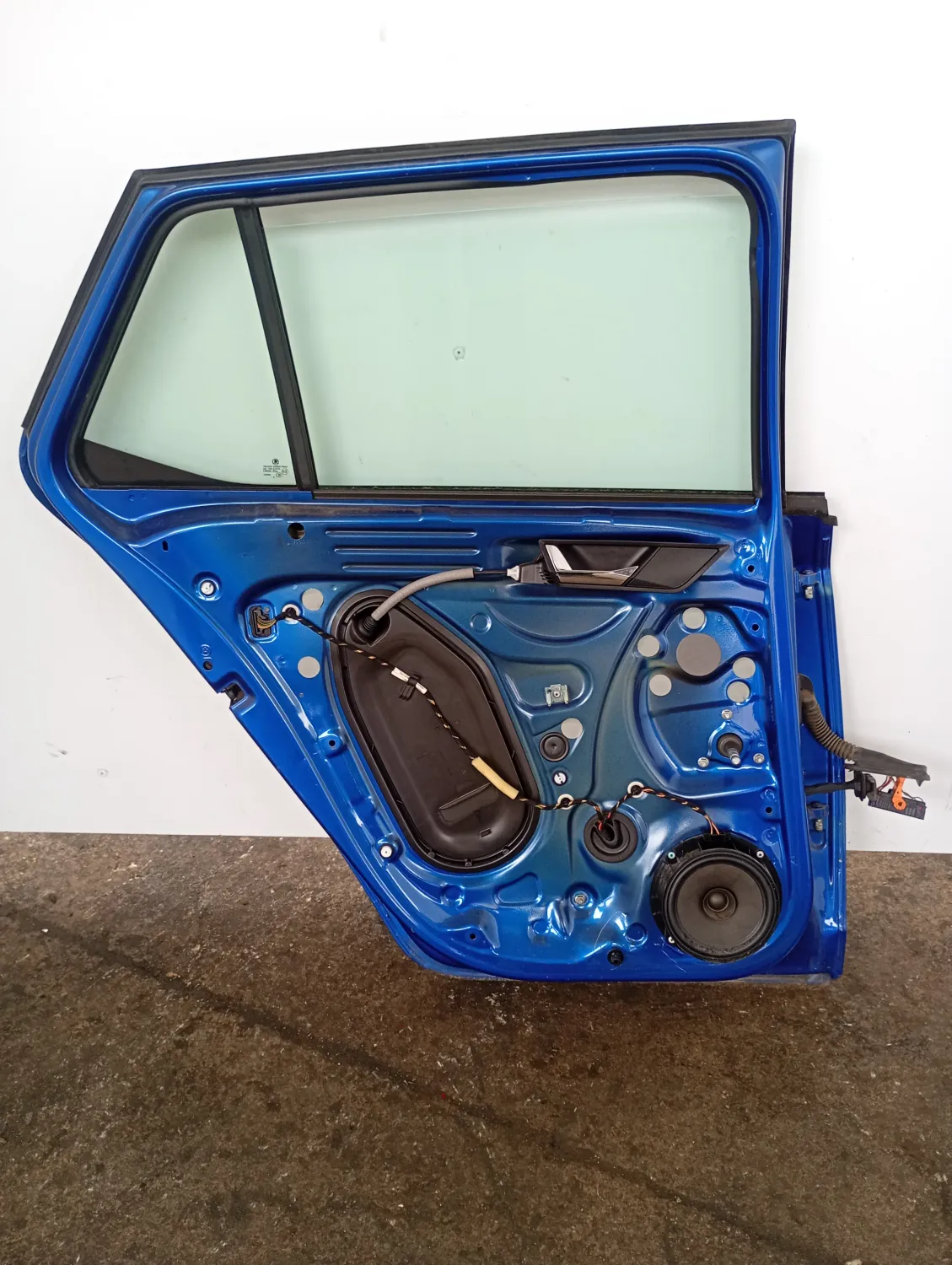 Porta posteriore Skoda FABIA 2016 6V9833051A