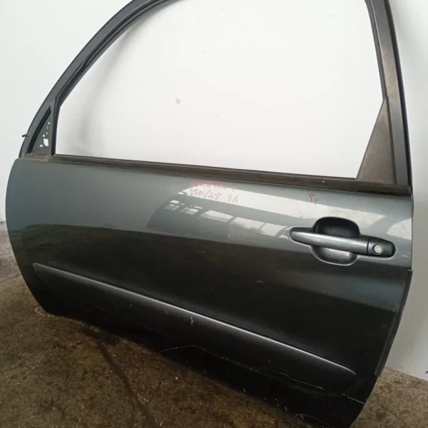 Porta anteriore sinistra Toyota Rav 4 2a Serie (2000 – 2006) 2.0 85 KW diesel 6700242100 1CD FTV