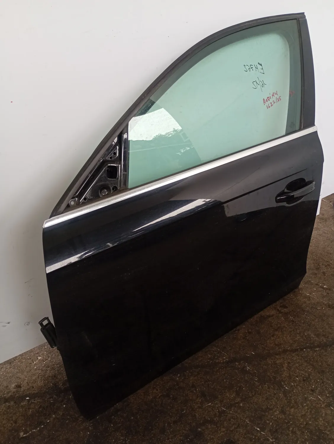 Porta anteriore Audi A4 2011 8K0831051J