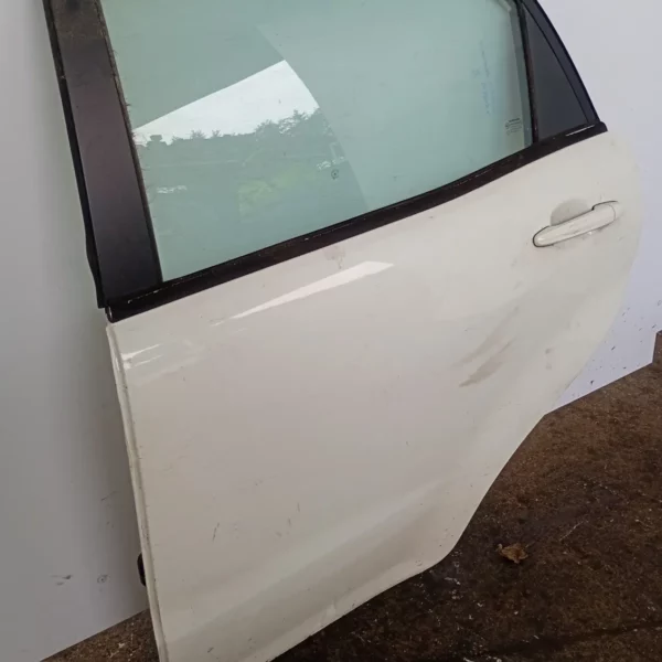 Porta posteriore Ssangyong KORANDO 2012 6301134103