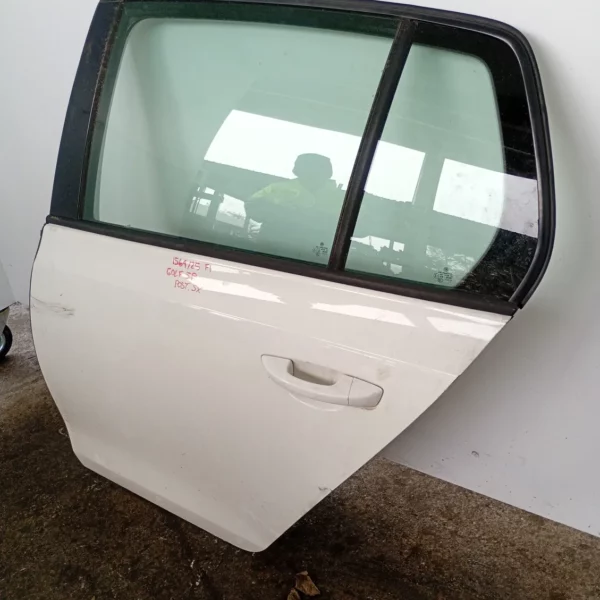 Porta posteriore sinistra Volkswagen Golf (2008 – oggi) 1.6 77 KW diesel 1K9833055B CAY