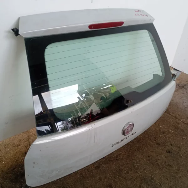 Portellone post. Fiat Punto Evo (2009 – 2013) 1.3 55 KW diesel 51938460 199A9000