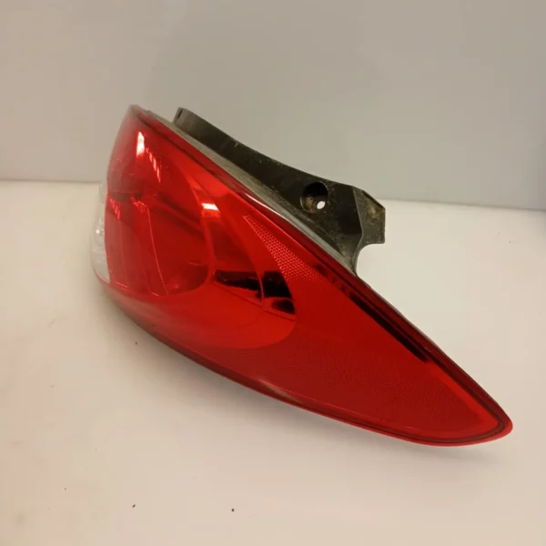 Faro posteriore destra Hyundai I20 (2012 – 2015) 1.1 55 KW diesel 924024P500 D3FA