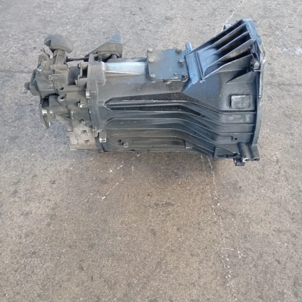 Cambio completo Iveco Daily Furgone (2011 – 2014) 2.3 93 KW diesel 93021157 F1AE3481B